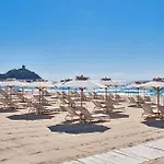 Conrad Chia Laguna Sardinia