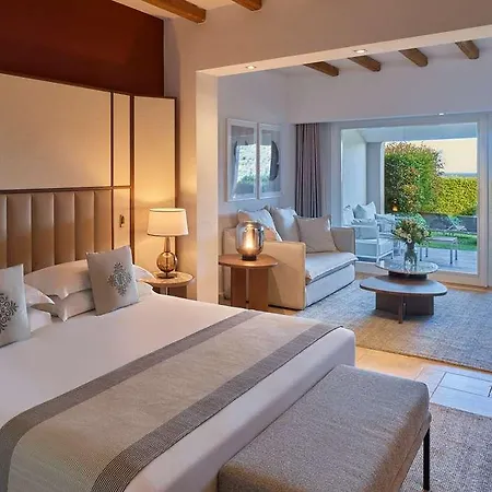 Otel Conrad Chia Laguna Sardinia
