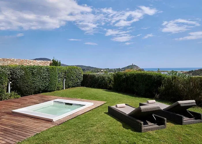 Conrad Chia Laguna Sardinia